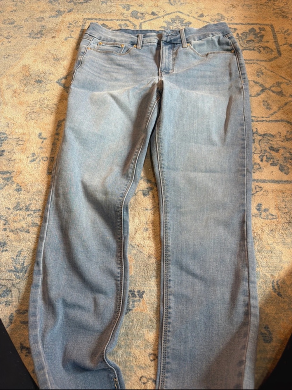 Seven7 Women’s Skinny Jeans in Light Blue Wash